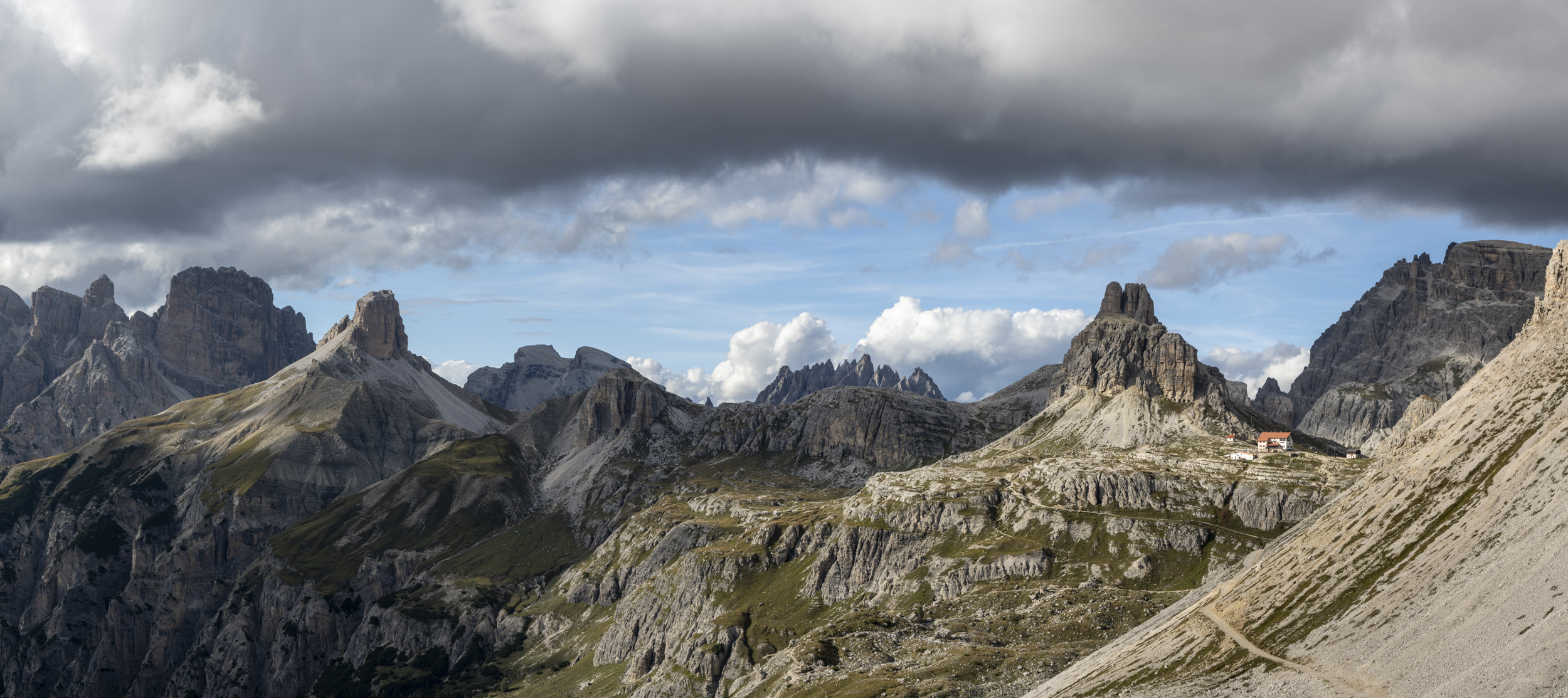 View towards Rifugio Locatelli, Tre Cime, Dolomites, Italy